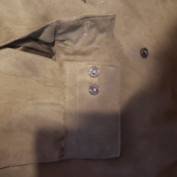 Unlisted Mens Suede feel shirt sz 16 1/2 Modern Fit - Picture 3 of 4